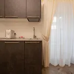 La Degli Specchi Piazza Unità D'italia Bed & Breakfast 3*