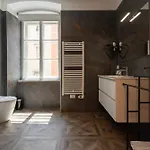 Bed & Breakfast La Degli Specchi Piazza Unità D'italia 3*