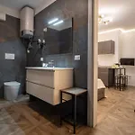La Degli Specchi Piazza Unità D'italia 3* Trieste
