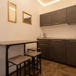 La Degli Specchi Piazza Unità D'italia Bed & Breakfast Trieste