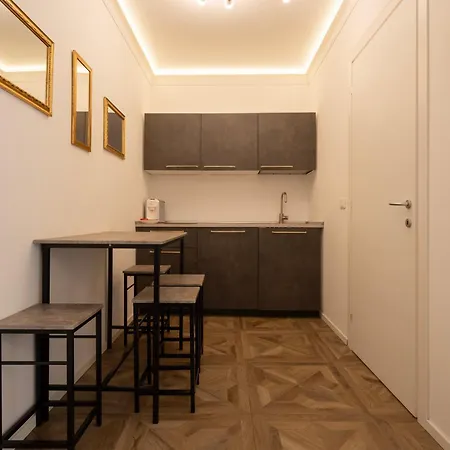 La Degli Specchi Piazza Unita D'italia 3* Trieste