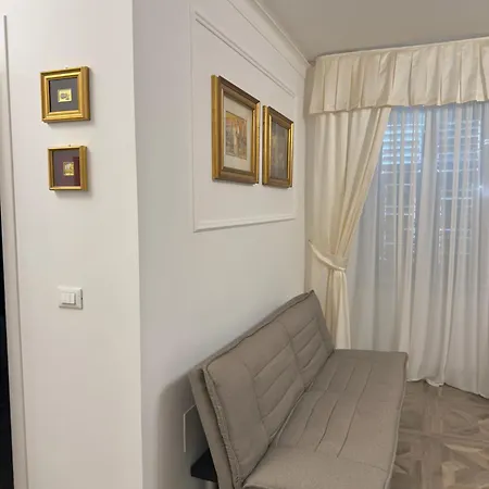 Bed & Breakfast La Degli Specchi Piazza Unita D'italia *