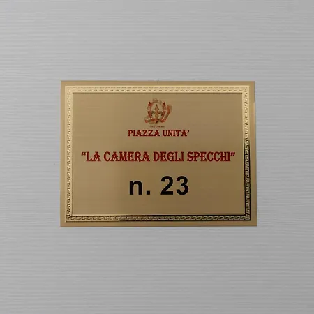 Couette-café La Degli Specchi Piazza Unità D'italia