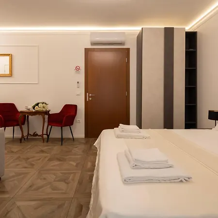 La Degli Specchi Piazza Unita D'italia Триест