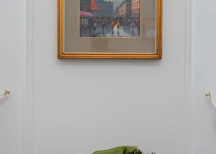 La Degli Specchi Piazza Unita D'italia 3*