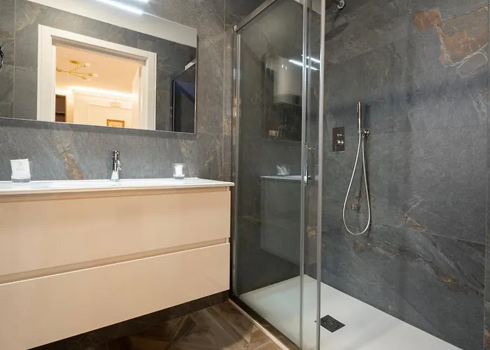 La Degli Specchi Piazza Unita D'italia