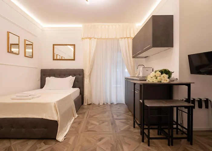 Bed & Breakfast La Degli Specchi Piazza Unita D'italia